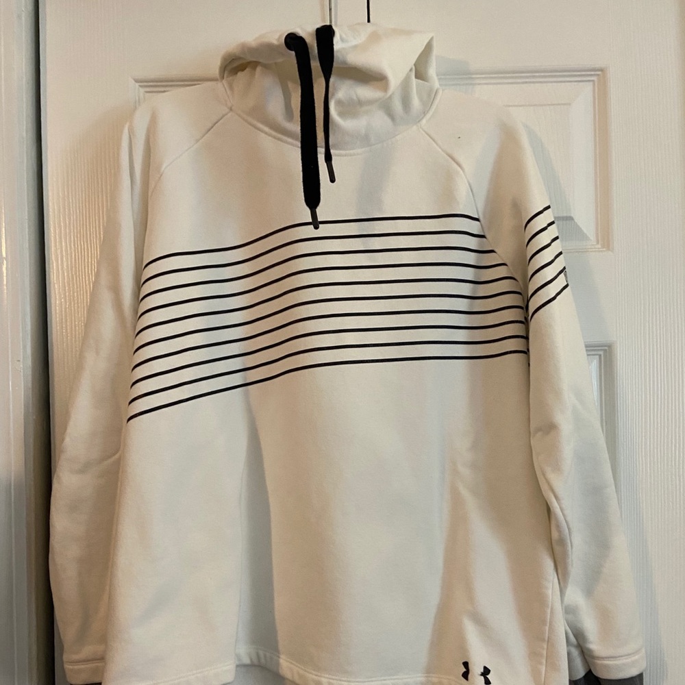 Under Armour women’s hoodie XL